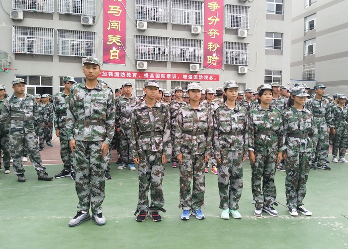 軍訓(xùn)優(yōu)秀標兵風采·2017級高一年級